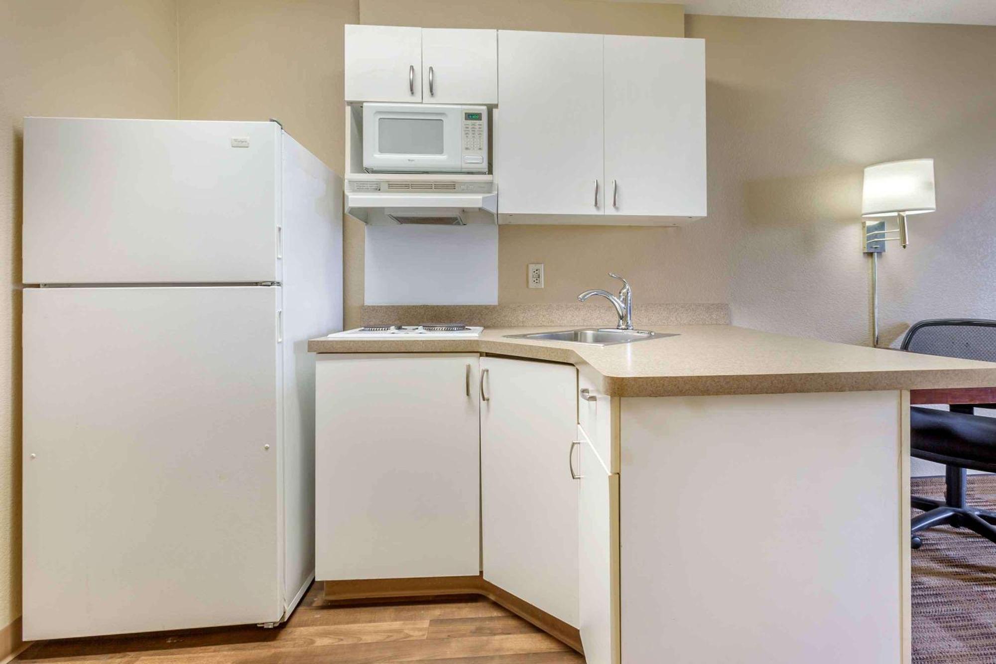 Extended Stay America Select Suites - Phoenix - Deer Valley Екстериор снимка