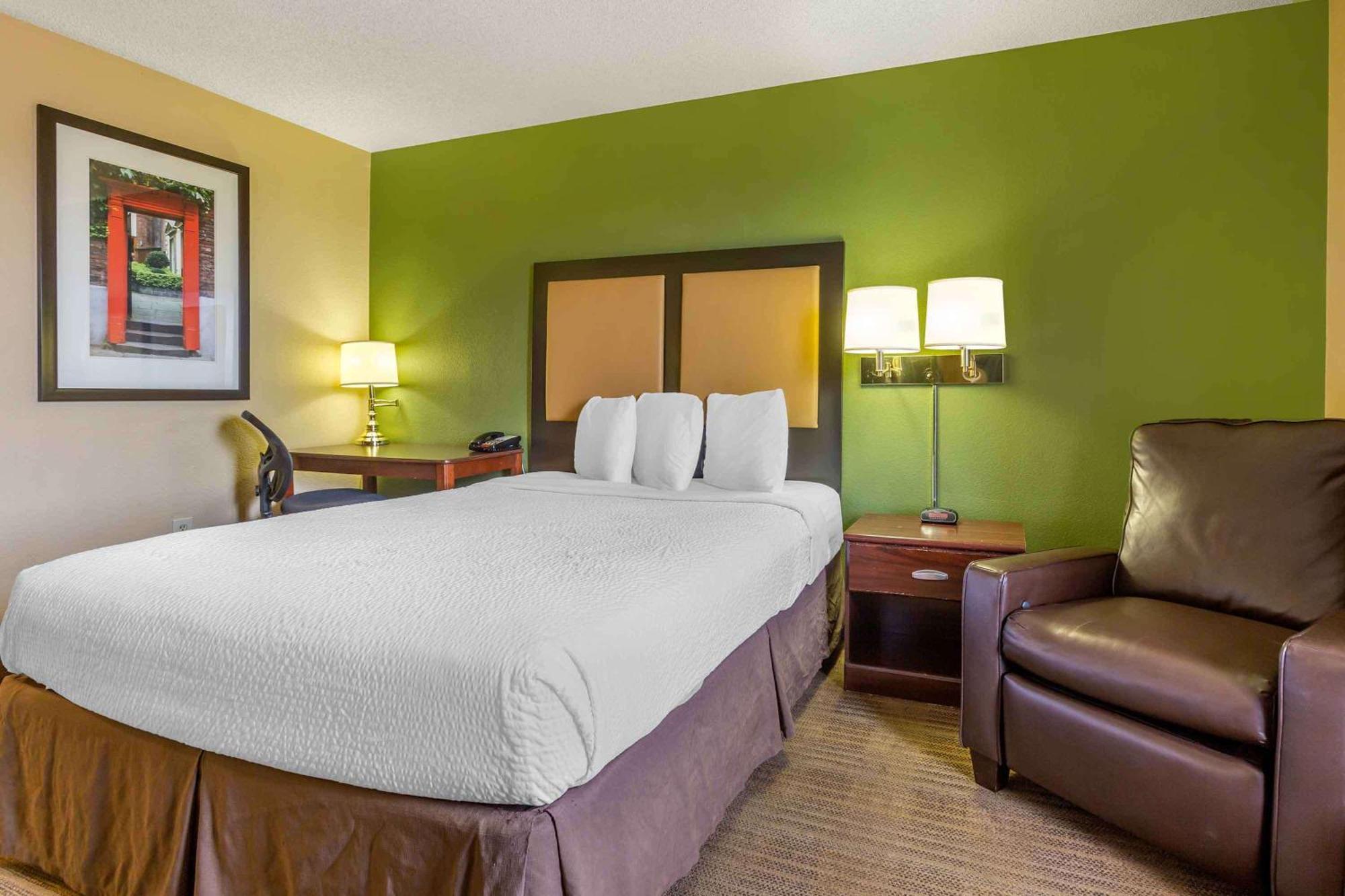 Extended Stay America Select Suites - Phoenix - Deer Valley Екстериор снимка