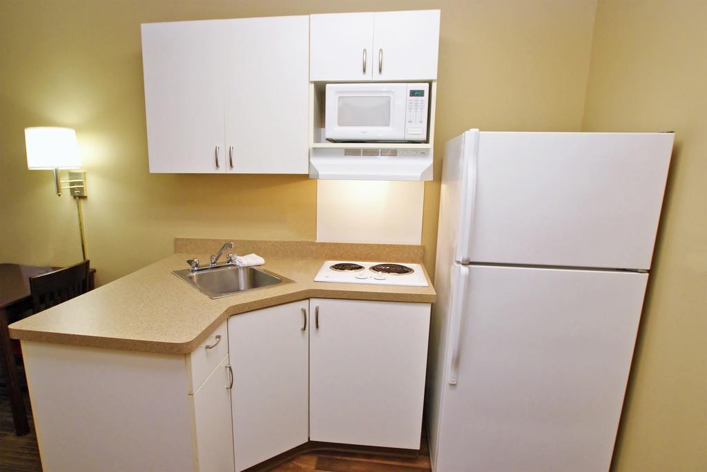 Extended Stay America Select Suites - Phoenix - Deer Valley Екстериор снимка