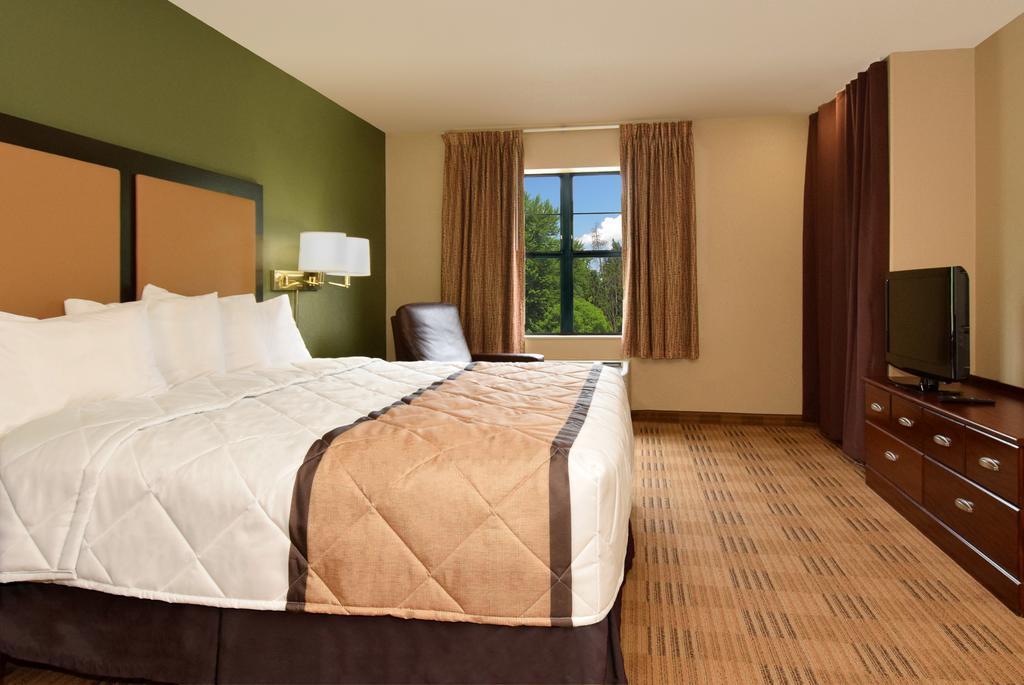 Extended Stay America Select Suites - Phoenix - Deer Valley Екстериор снимка