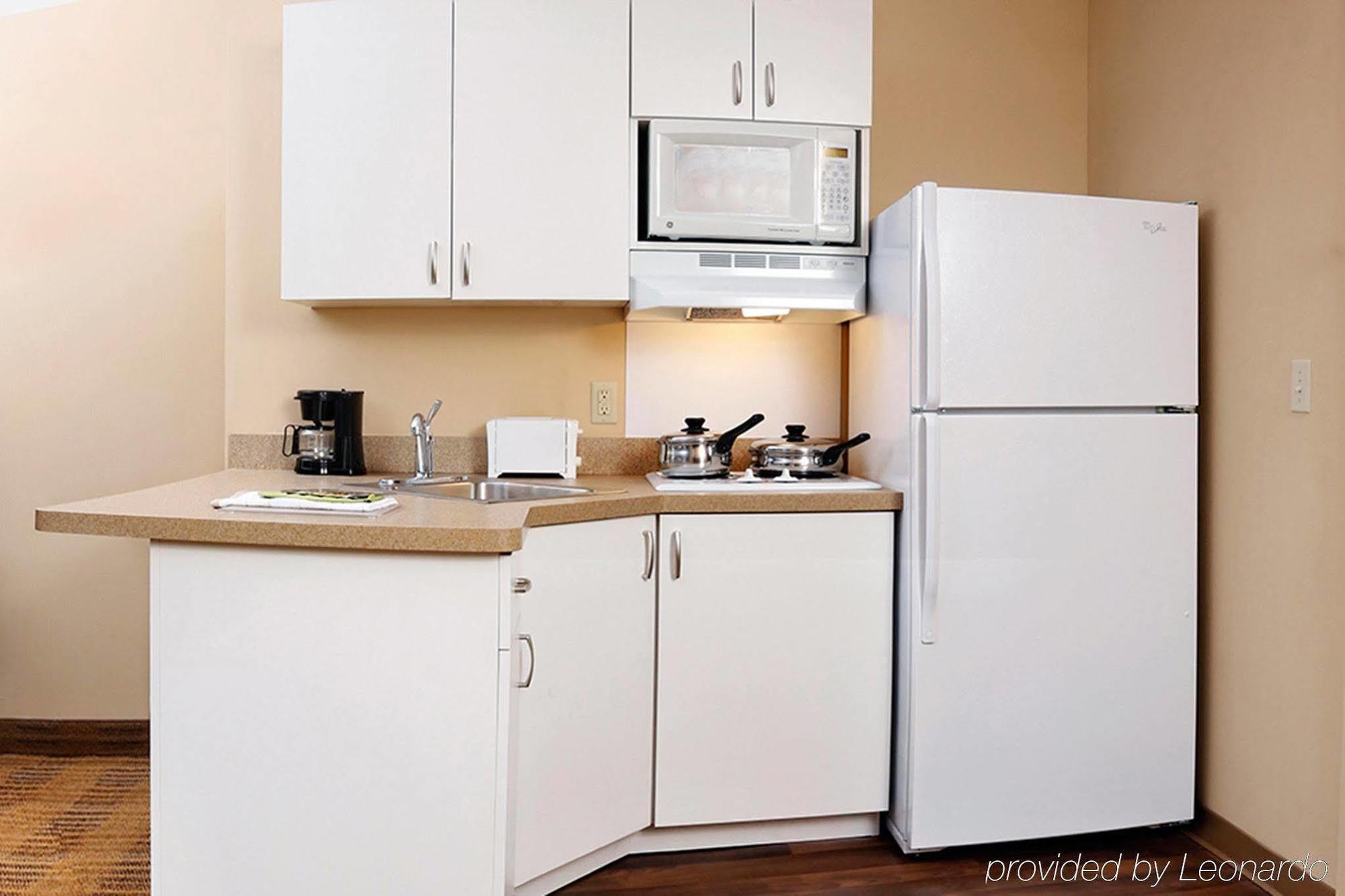 Extended Stay America Select Suites - Phoenix - Deer Valley Екстериор снимка